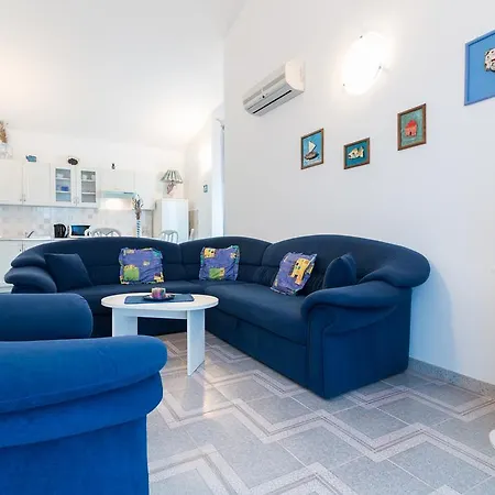Bavaria Апартаменты *